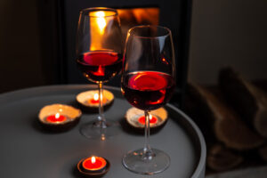 https://soyproesa.com/wp-content/uploads/2021/11/two-glasses-of-red-wine-front-of-fireplace-romant-2021-09-02-23-25-49-utc-300x200.jpg